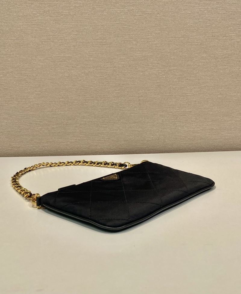 Pra*a hobo bags